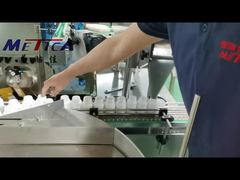 Macchina automatica di riempimento e tappatura per il conteggio delle capsule