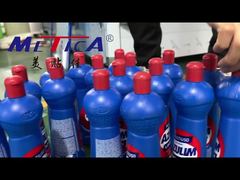 Tappatrice automatica per il riempimento di detersivo in schiuma