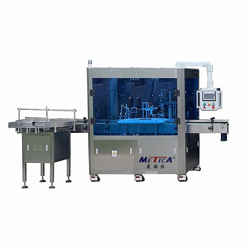 Macchina di riempimento automatico di bottiglie di olio essenziale di livello di ingresso 1200-1800BPH Pompa a due ruote di marcia con riempimento singolo