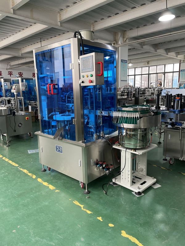 Riempitrice e tappatrice automatica per spruzzatore a penna 220V 50Hz 2kW con volume di riempimento 1500-2000BPH e 5-50ml